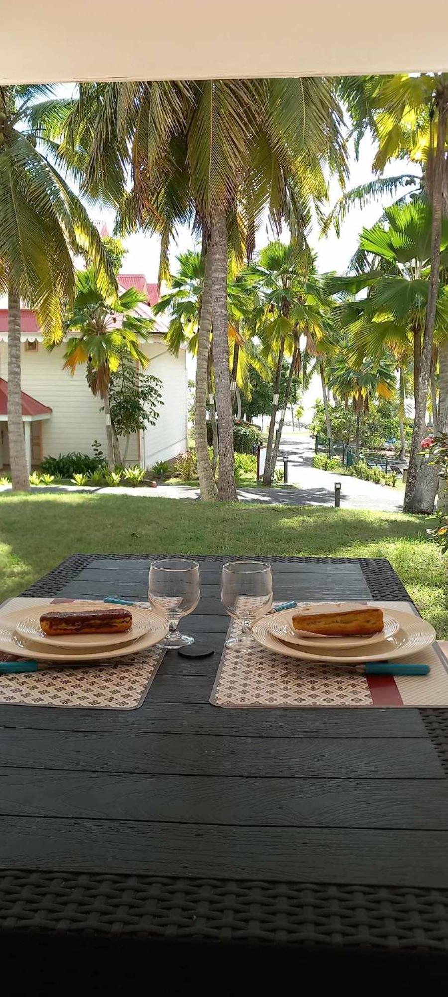 Caraibes Apparts-Resorts Sainte-Anne  Esterno foto